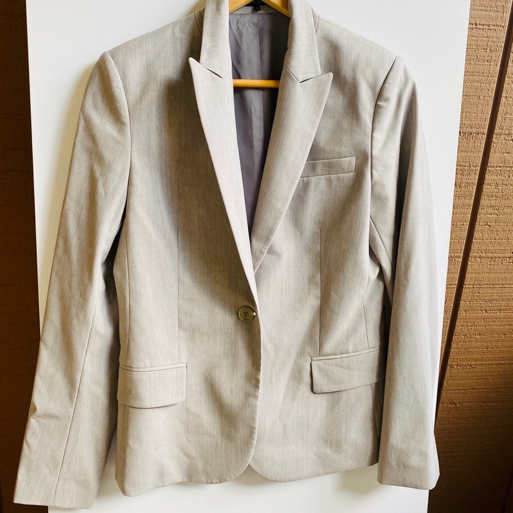 Theory Women’s Gray Single Button Blazer Sz10 - image 2